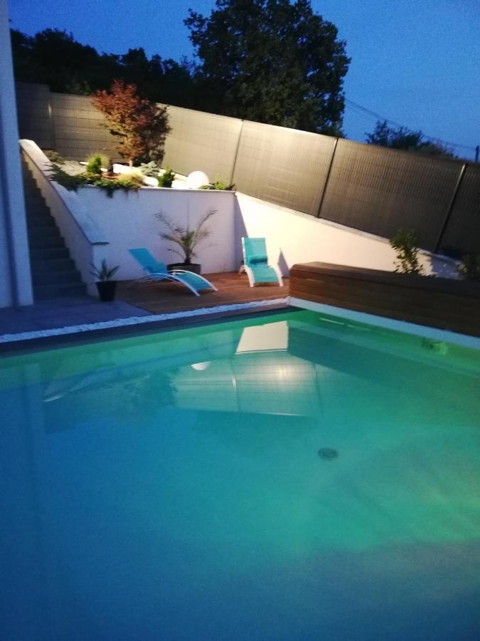 Chambres d`Hôtes Luxe et Sérénité Theize Exterior foto