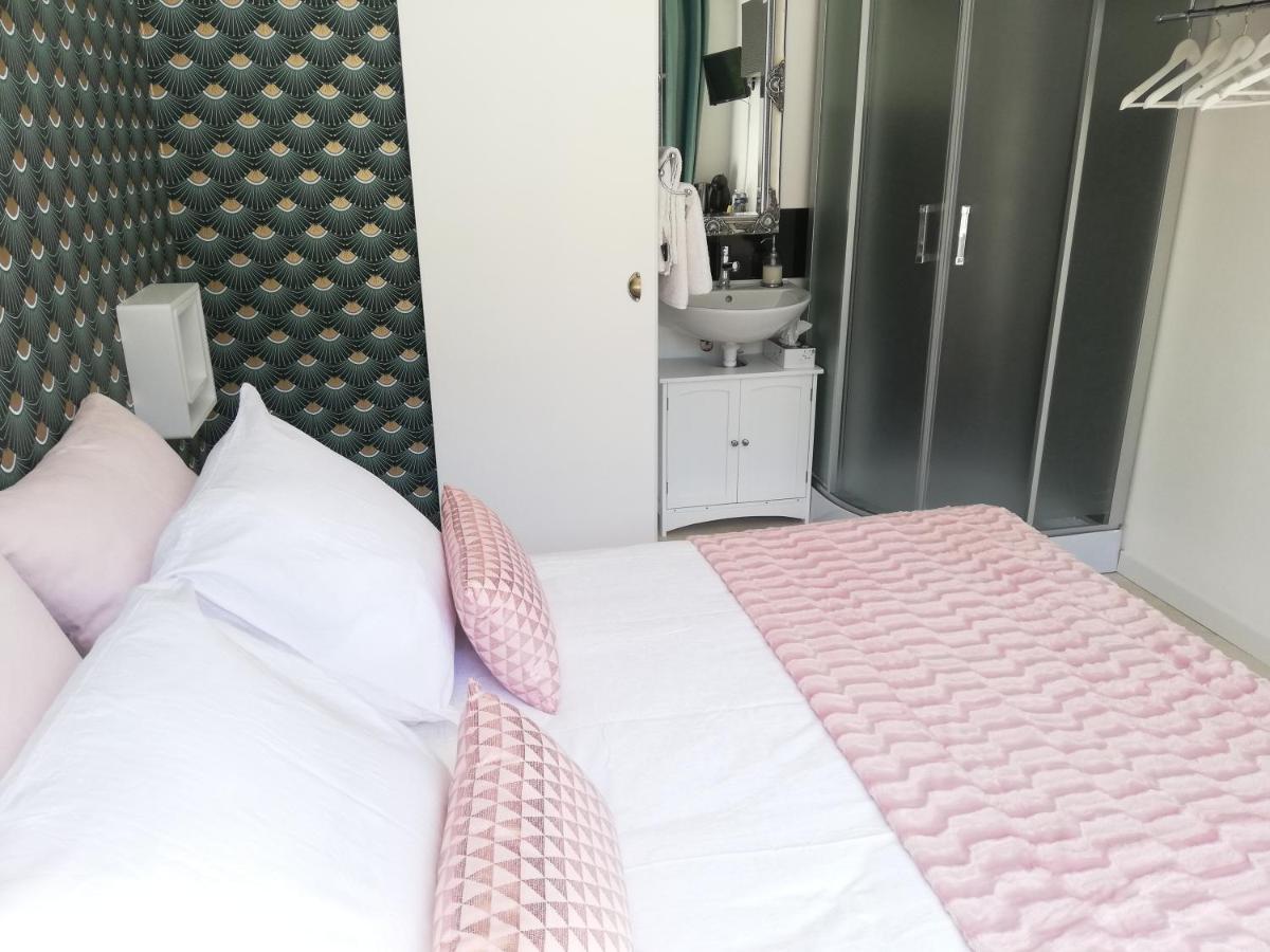 Chambres d`Hôtes Luxe et Sérénité Theize Exterior foto