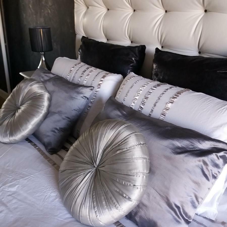 Chambres d`Hôtes Luxe et Sérénité Theize Exterior foto