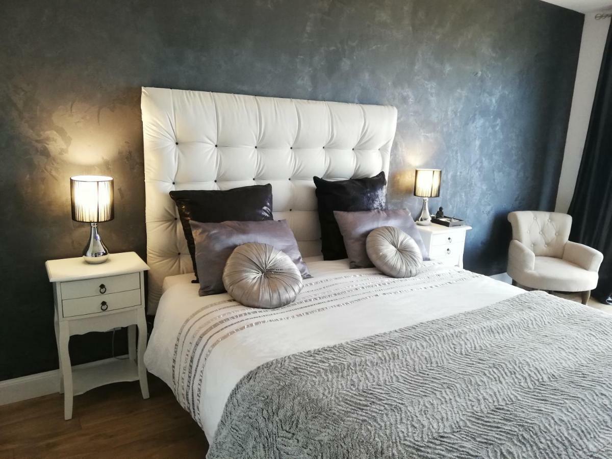 Chambres d`Hôtes Luxe et Sérénité Theize Exterior foto